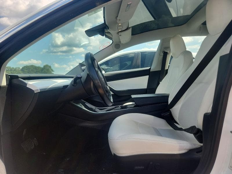 2018 TESLA MODEL 3 7