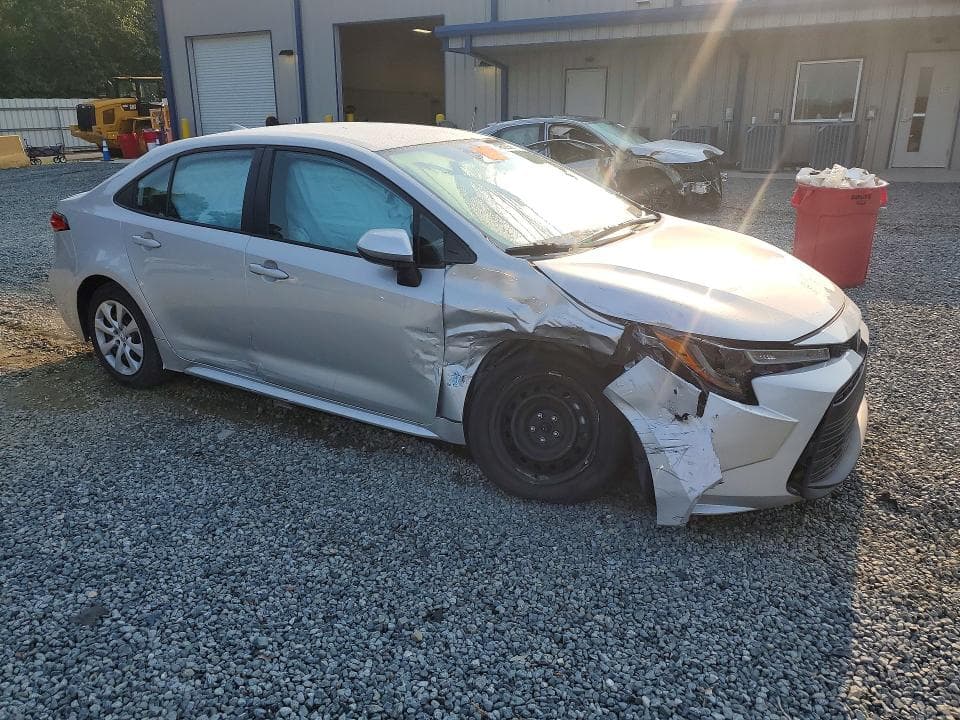 2023 TOYOTA COROLLA LE 4