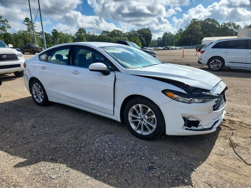 2020 FORD FUSION SE 4