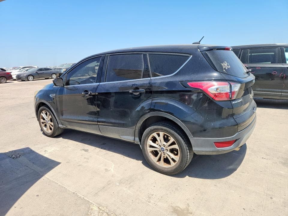 2017 FORD ESCAPE SE 2