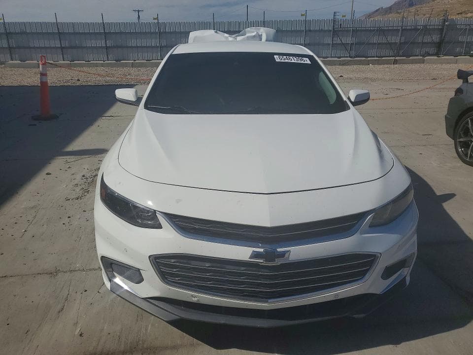 2017 CHEVROLET MALIBU LT 5