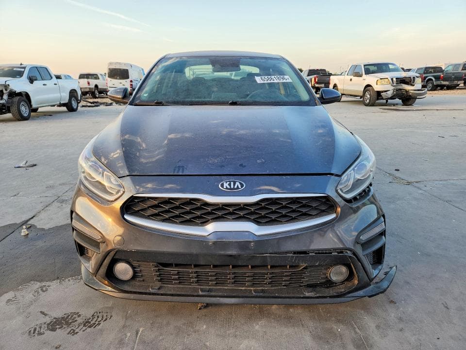 2019 KIA FORTE FE 5