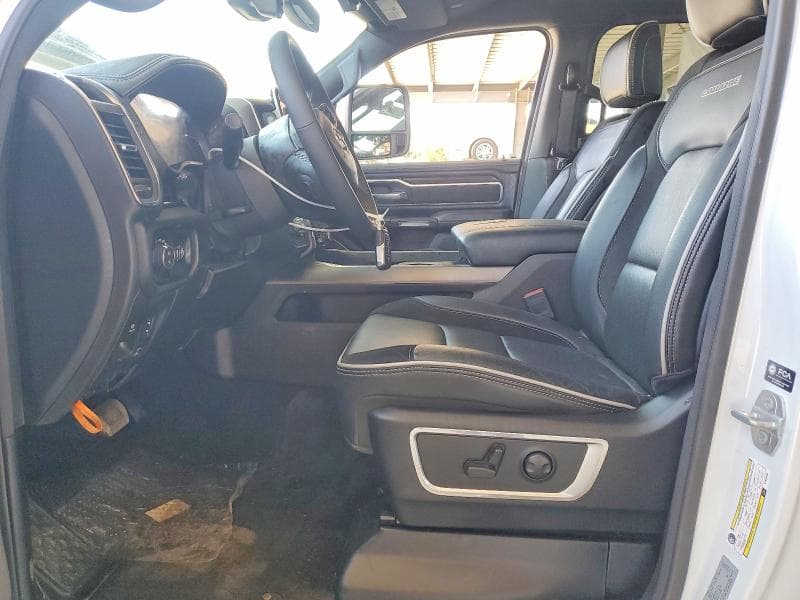 2025 RAM 1500 LARAMIE 7