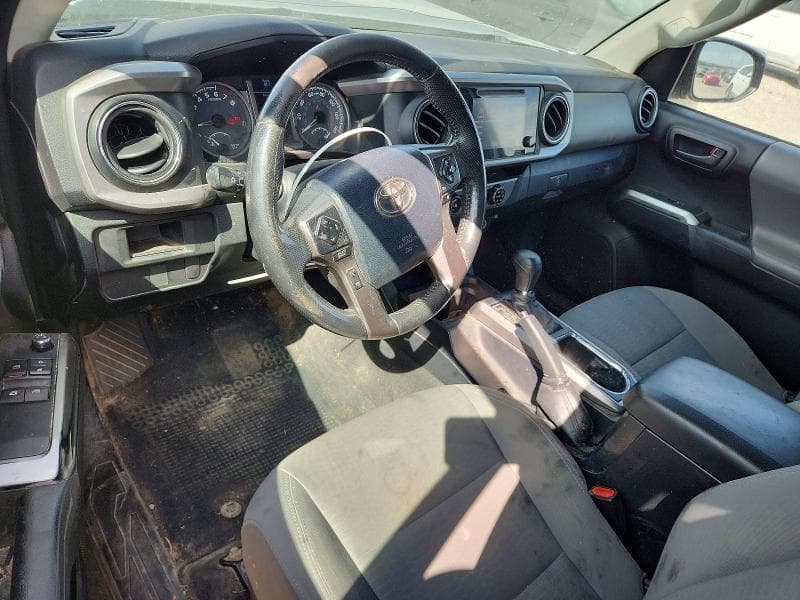2017 TOYOTA TACOMA SR5 V6 8