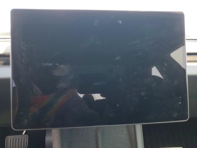 2025 TESLA MODEL 3 9