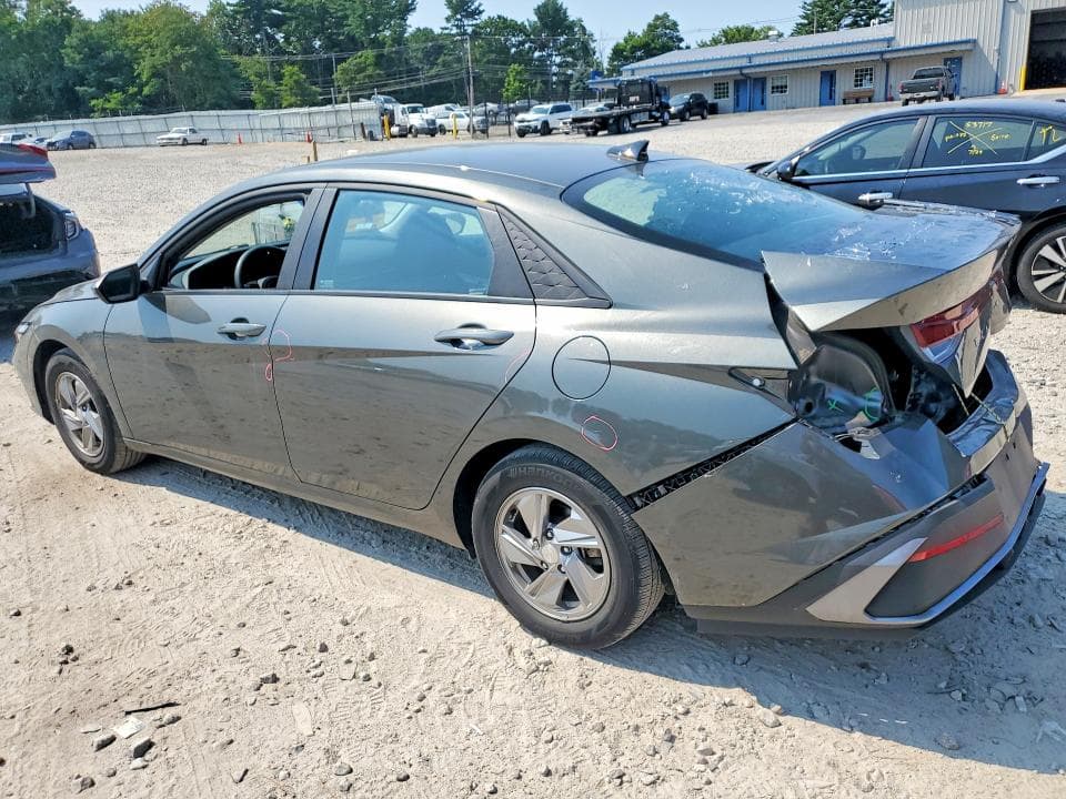 2024 HYUNDAI ELANTRA SE 2