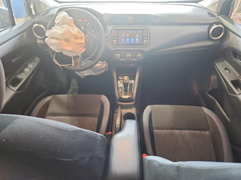 2025 NISSAN VERSA SV 8