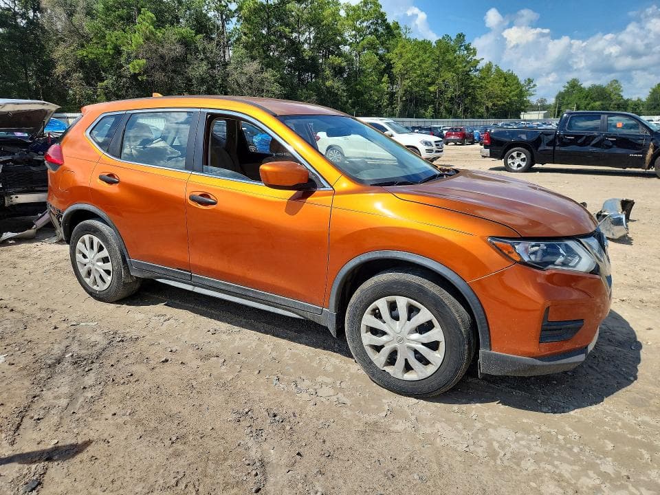 2017 NISSAN ROGUE S 4