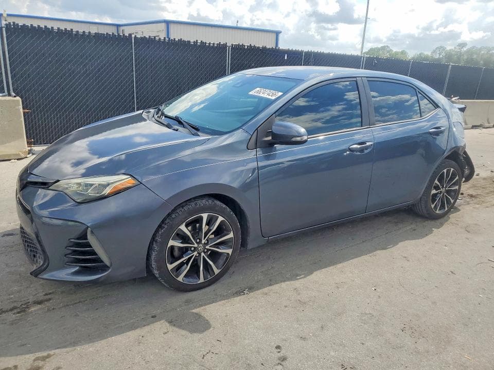 2017 TOYOTA COROLLA SE - 1