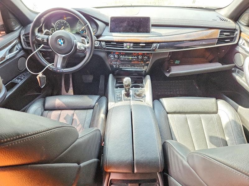 2017 BMW X6 XDRIVE50I 8