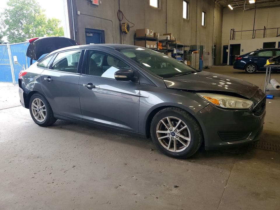 2017 FORD FOCUS SE 4