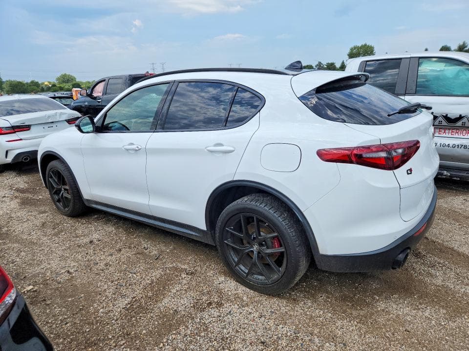 2020 ALFA ROMEO STELVIO 2