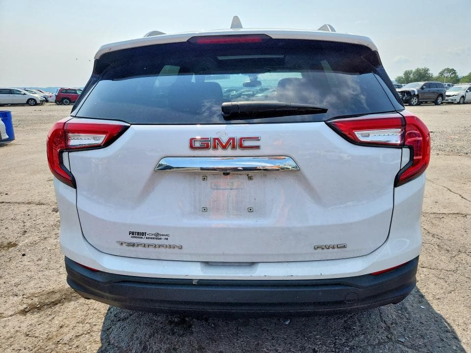 2022 GMC TERRAIN SLE 6