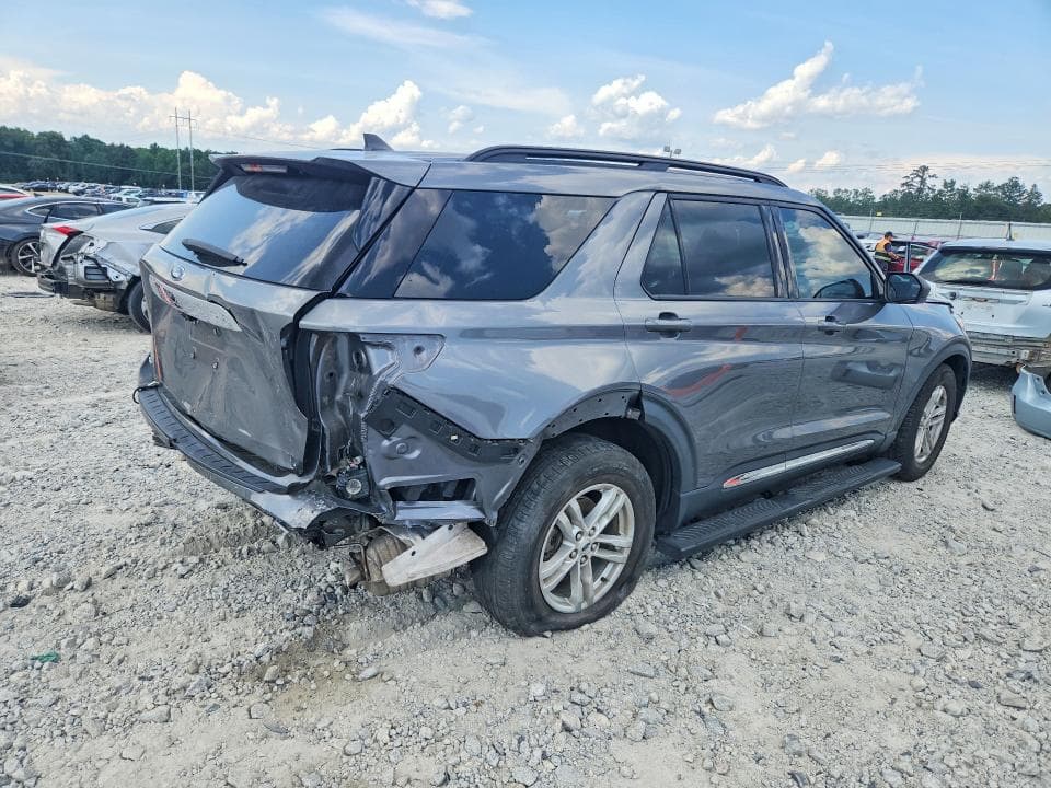 2022 FORD EXPLORER XLT 3