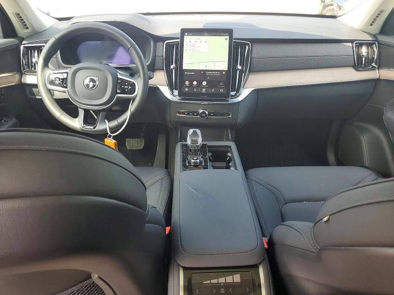 2025 VOLVO XC90 CORE 8
