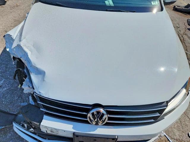 2017 VOLKSWAGEN JETTA SE 11