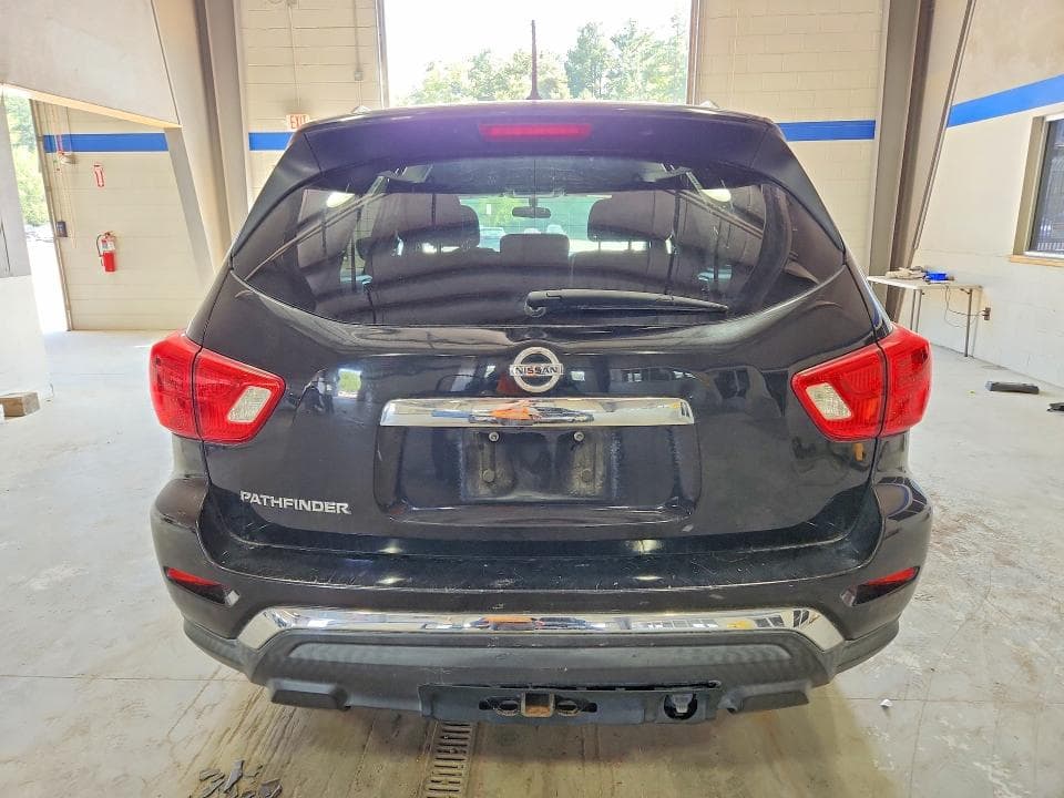 2018 NISSAN PATHFINDER S 6