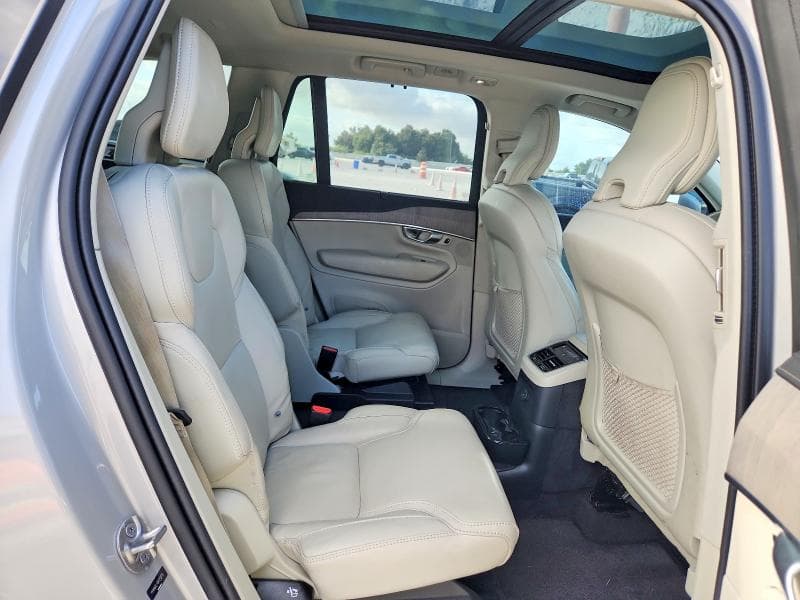 2024 VOLVO XC90 ULTIMATE 11