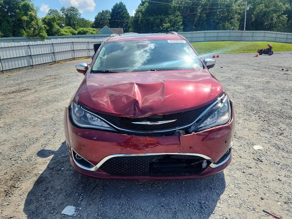2018 CHRYSLER PACIFICA LIMITED 5
