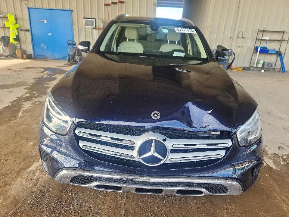 2021 MERCEDES-BENZ GLC 300 5