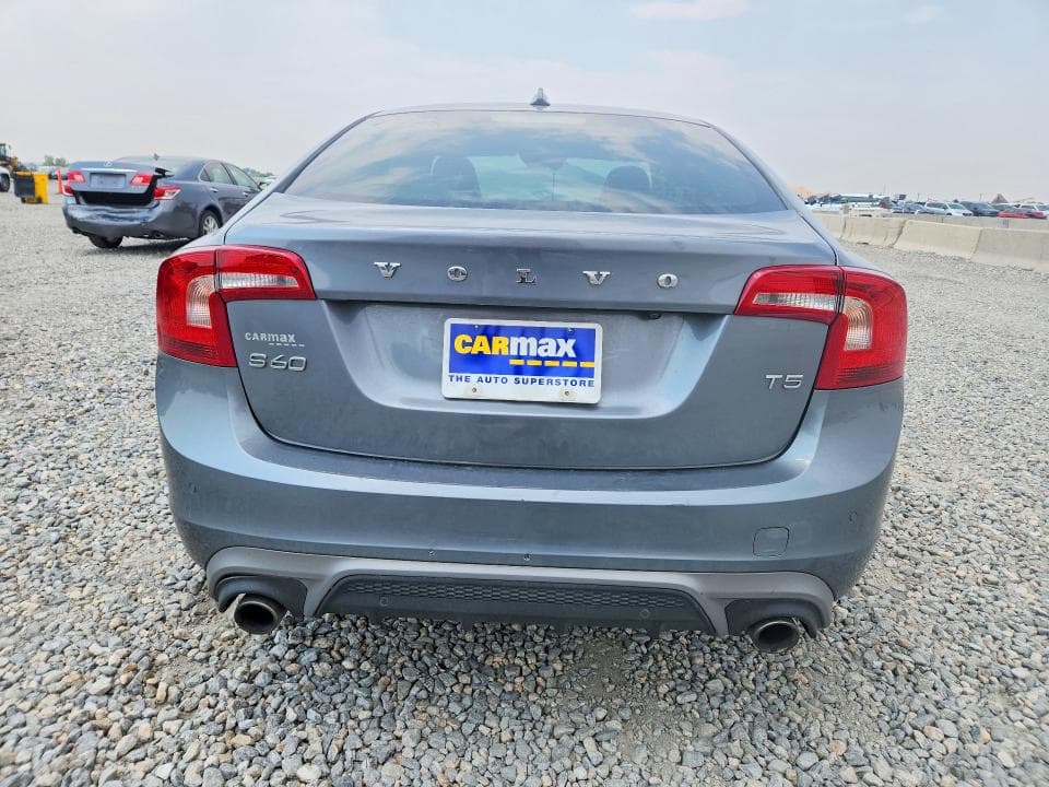 2017 VOLVO S60 6