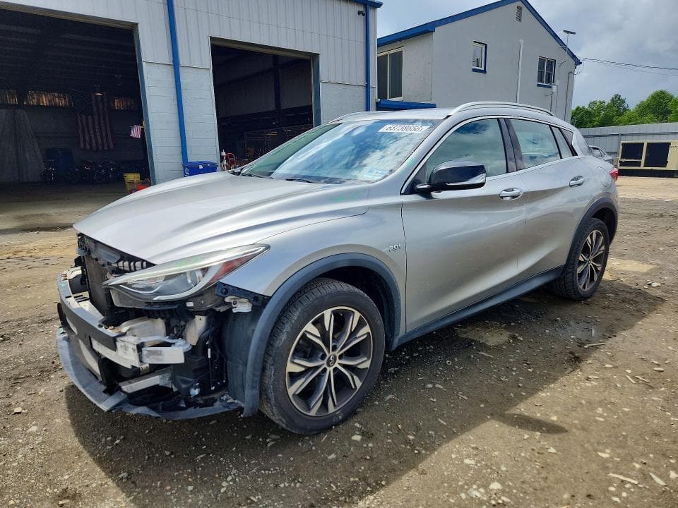 2017 INFINITI QX30 LUXURY - 1