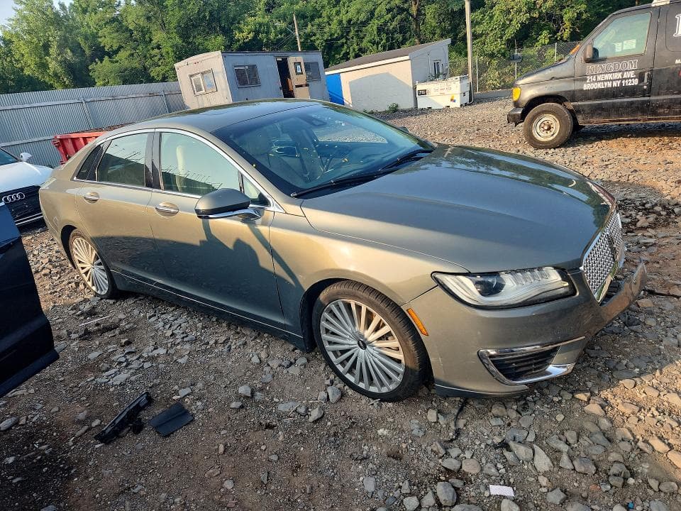2017 LINCOLN MKZ RESERVE 4