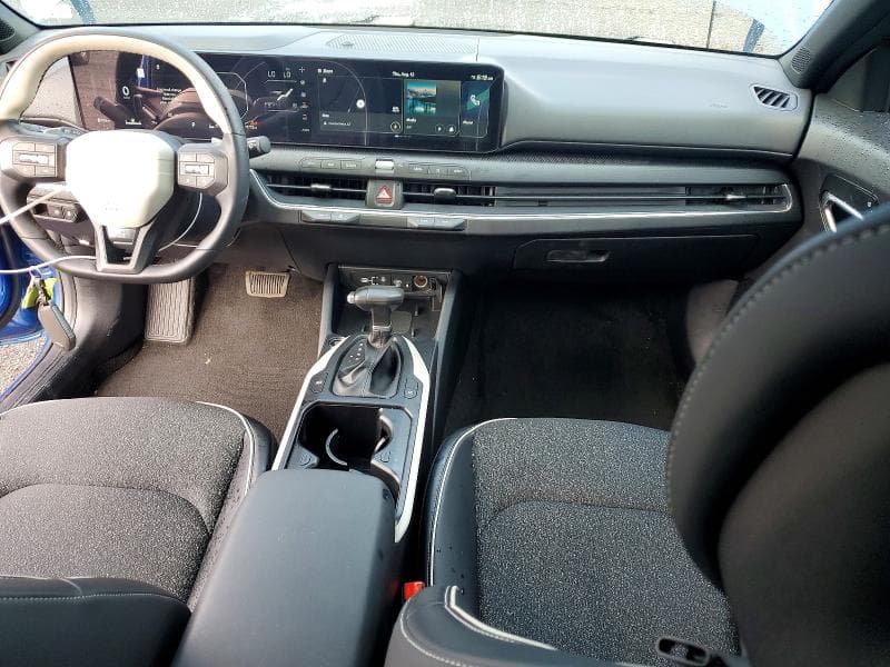2025 KIA K4 GT LINE 8