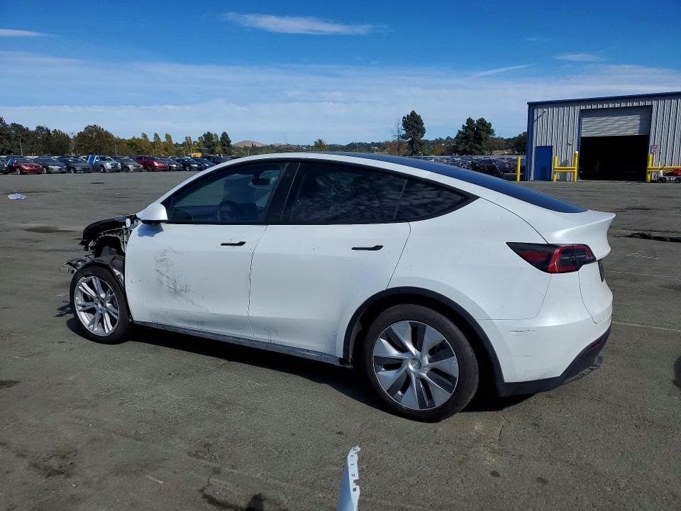 2023 TESLA MODEL Y 2