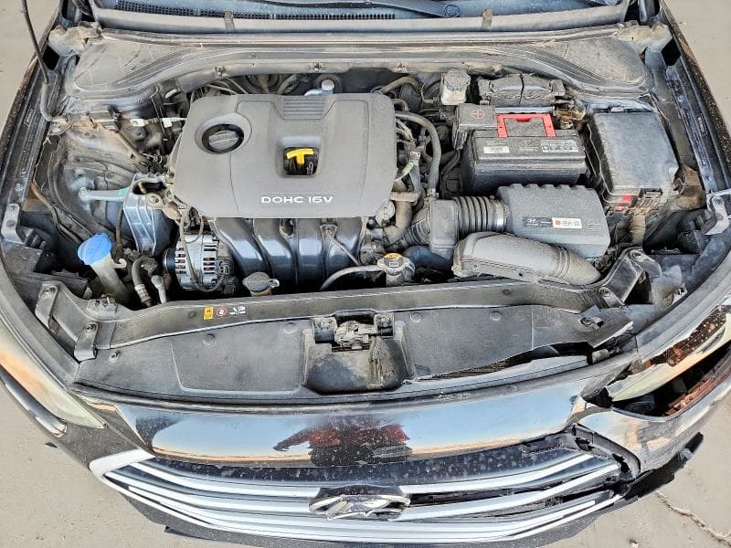 2017 HYUNDAI ELANTRA SE 11