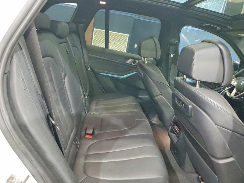2022 BMW X5 XDRIVE45E 11
