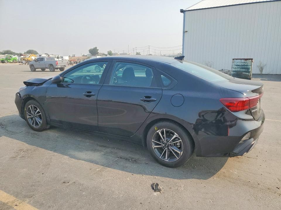 2023 KIA FORTE LXS 2