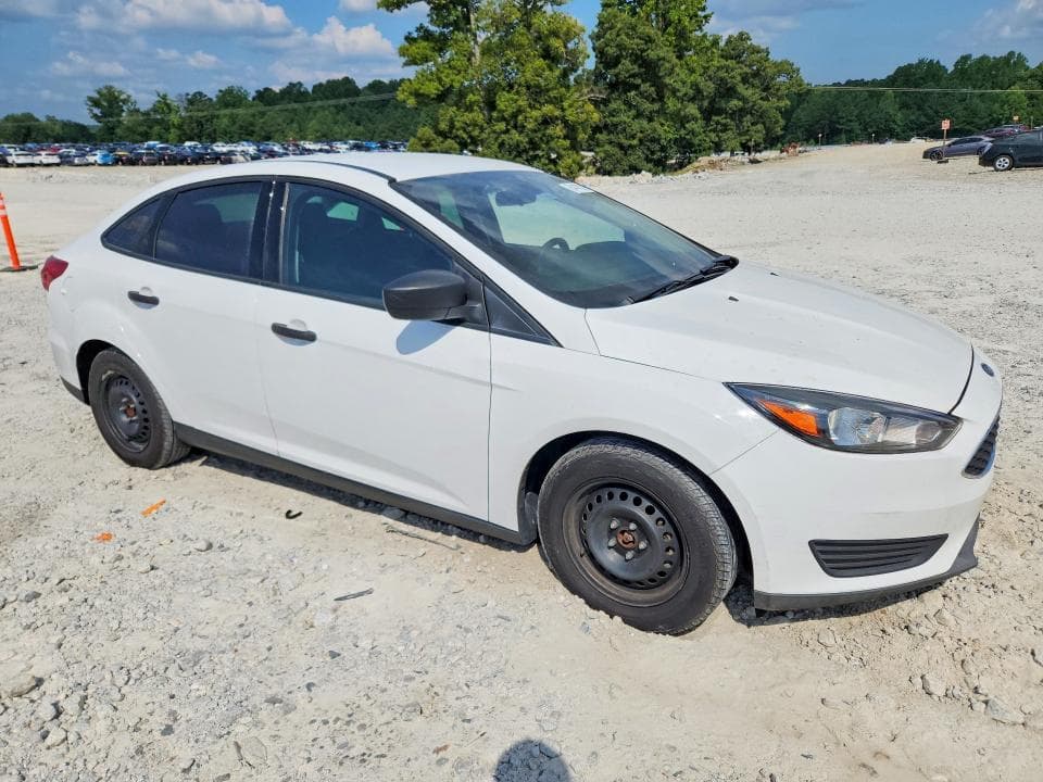 2017 FORD FOCUS S 4