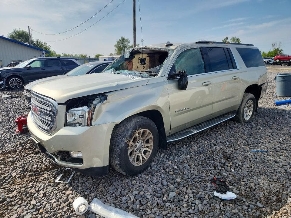 2017 GMC YUKON XL K1500 SLT - 1