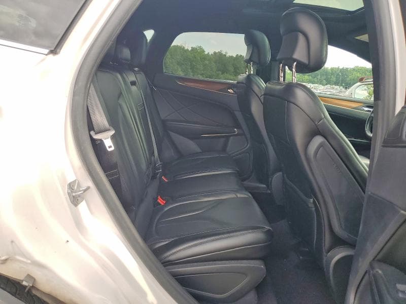 2019 LINCOLN MKC RESERVE 11