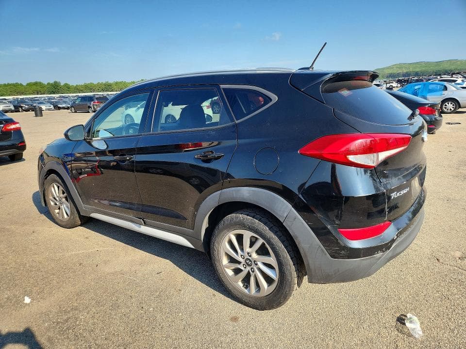 2017 HYUNDAI TUCSON SE 2