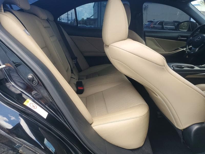 2019 LEXUS IS 300 10