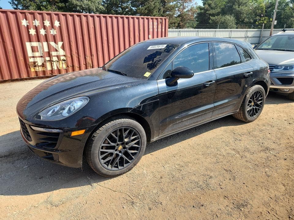 2018 PORSCHE MACAN - 1
