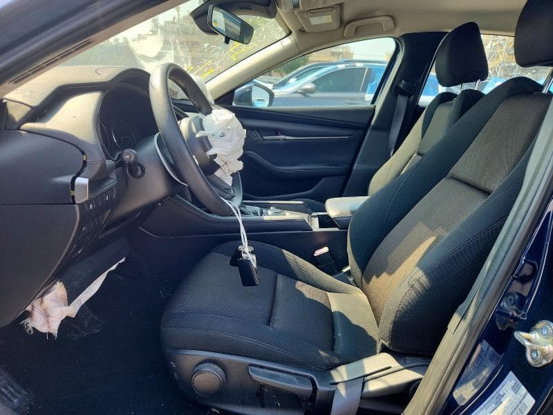 2020 MAZDA 3 7