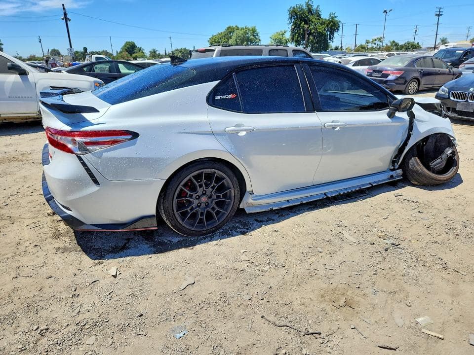 2020 TOYOTA CAMRY TRD 3