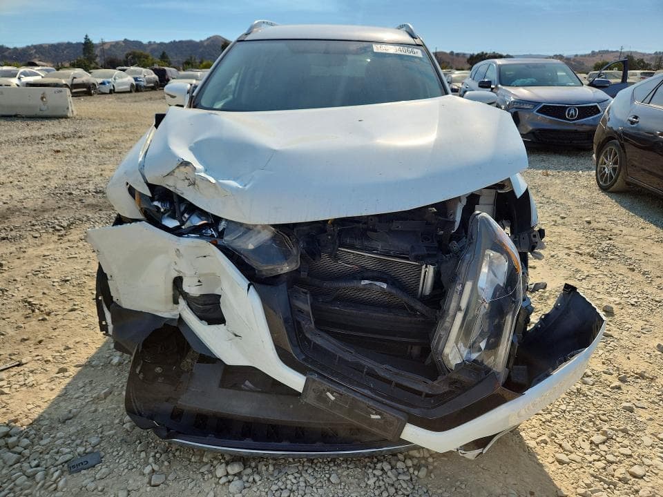 2017 NISSAN ROGUE SV 5