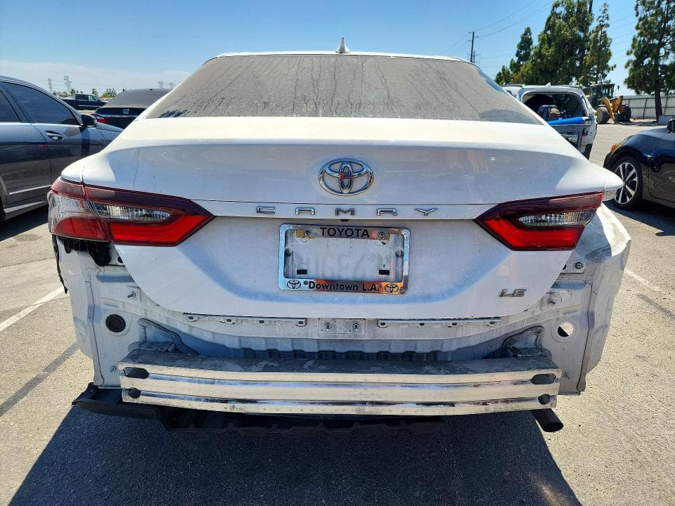 2021 TOYOTA CAMRY LE 6