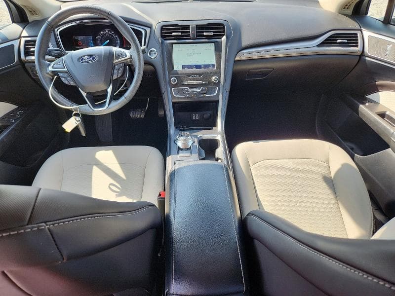 2020 FORD FUSION SE 8