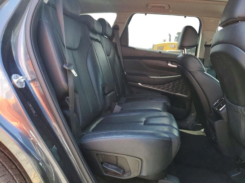 2020 HYUNDAI SANTA FE LIMITED 11
