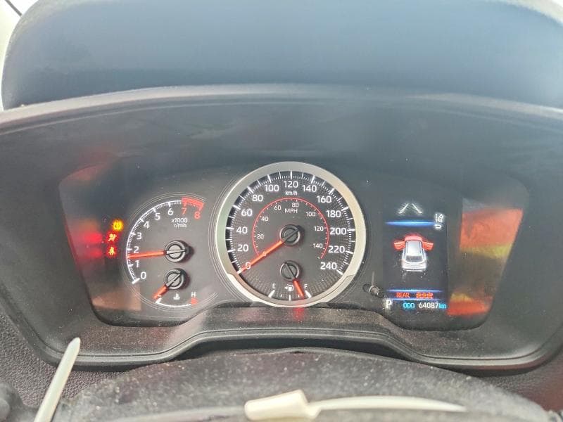 2022 TOYOTA COROLLA CROSS LE 9