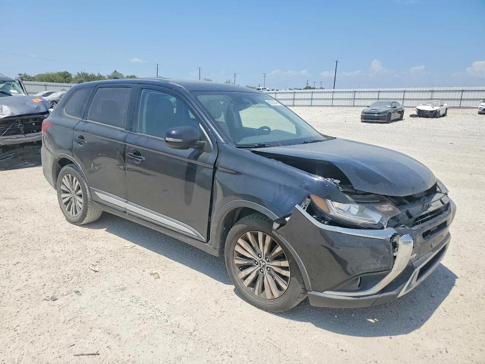 2020 MITSUBISHI OUTLANDER SE 4