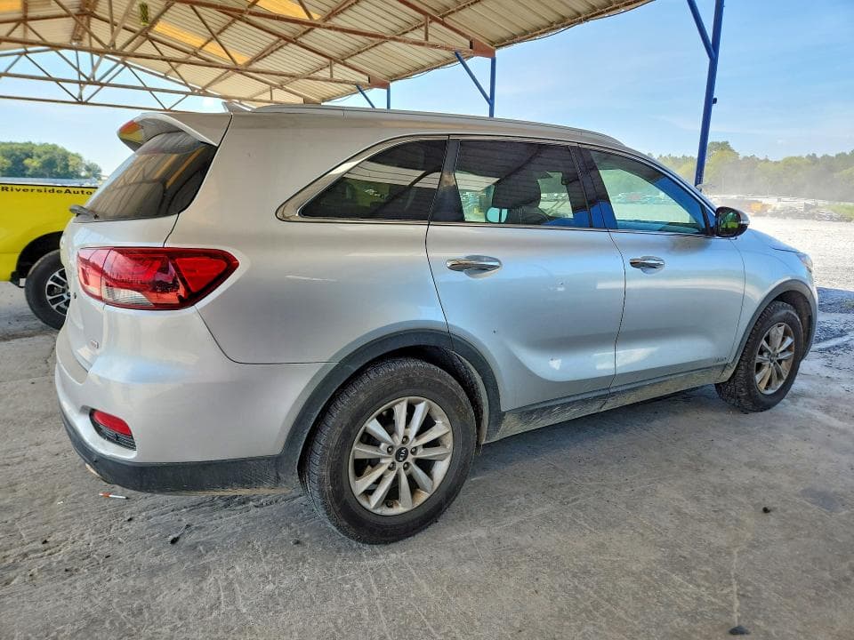 2019 KIA SORENTO LX 3