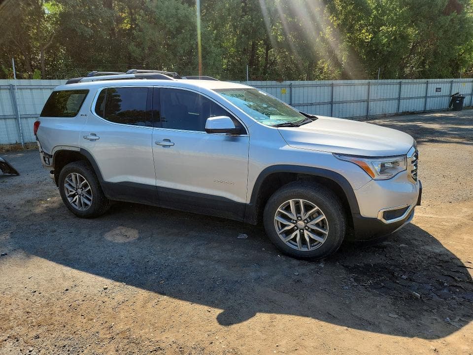 2018 GMC ACADIA SLE 4