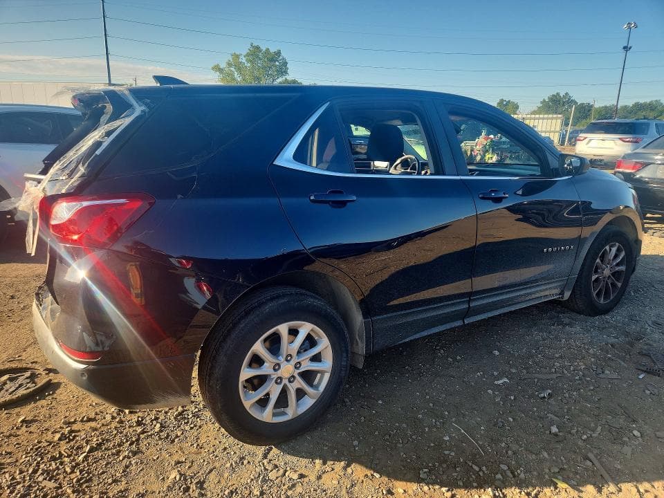 2021 CHEVROLET EQUINOX LT 3