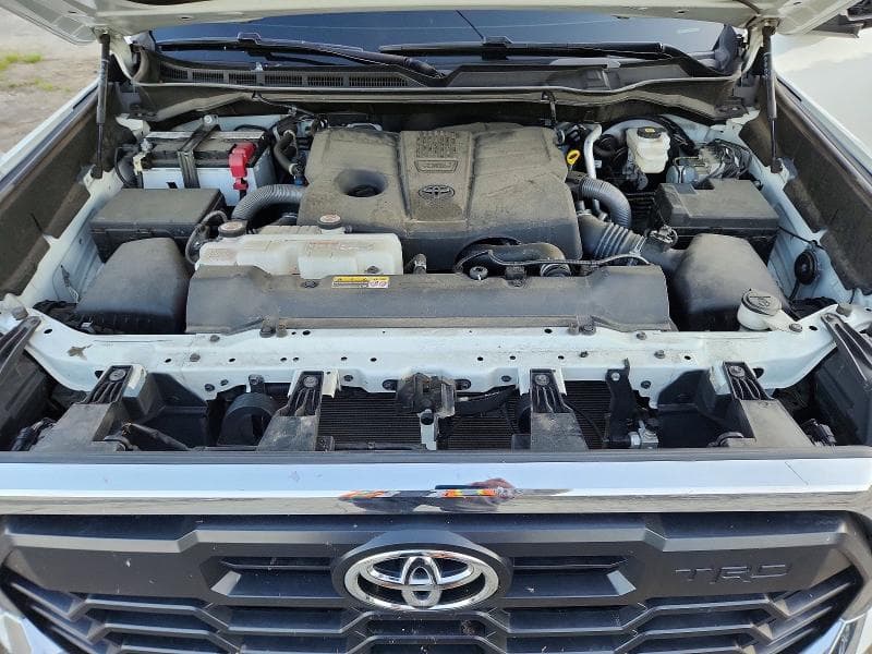 2024 TOYOTA TUNDRA SR5 11